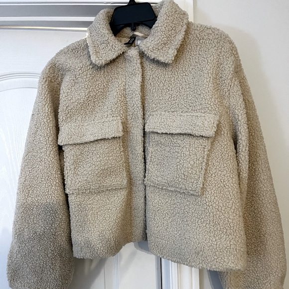 H&M - Picture 1 of 3